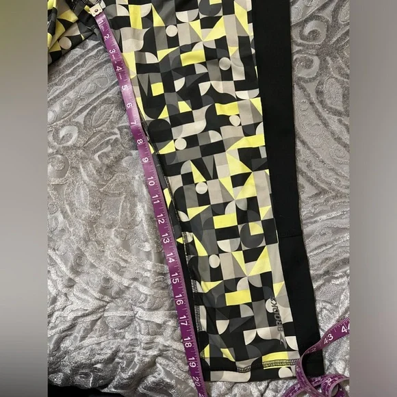 Brooks Capri Leggings sz L - Picture 5 of 8